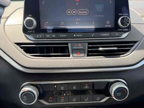 Used 2020 Nissan Altima 2.5 SR FWD image 10