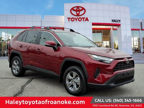 New 2025 Toyota RAV4 XLE w/ Convenience Package image 1