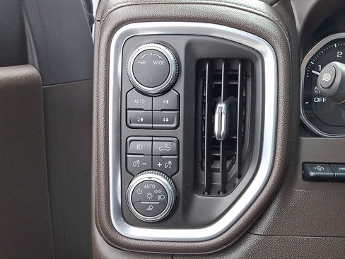 Used 2021 GMC Sierra 1500 Denali w/ Denali Ultimate Package AWD/4WD image 28