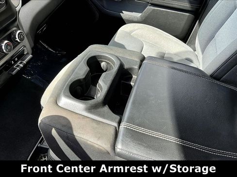 Used 2019 RAM 1500 Big Horn AWD/4WD image 17