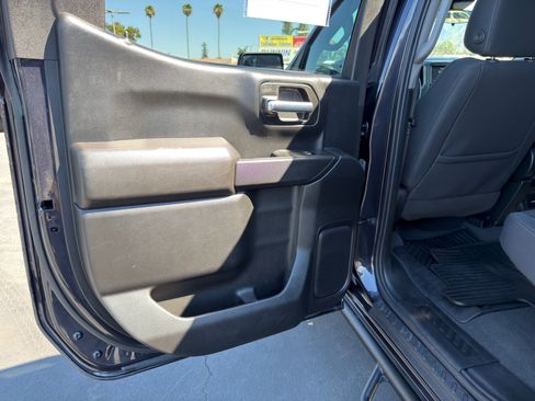 Used 2022 Chevrolet Silverado 1500 Custom image 23