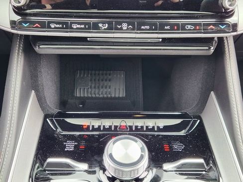 New 2026 Jeep Grand Wagoneer 4WD image 14