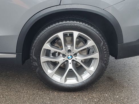 Certified 2026 BMW X5 xDrive40i w/ Climate Comfort Package image 29