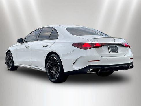 Certified 2024 Mercedes-Benz E 350 4MATIC Sedan image 5