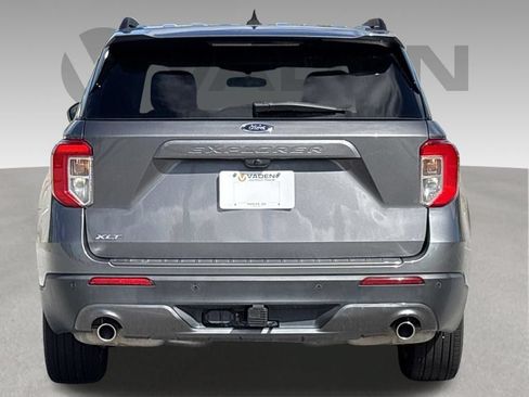 Used 2023 Ford Explorer XLT w/ Equipment Group 202A RWD image 33