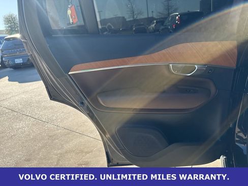 Certified 2023 Volvo XC90 B6 Plus image 20