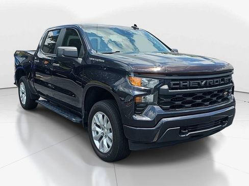 Used 2022 Chevrolet Silverado 1500 Custom AWD/4WD image 1