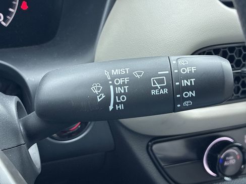 Certified 2026 Honda HR-V LX image 26