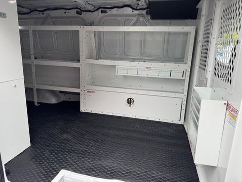 Used 2020 Ford Transit 350 Low Roof RWD image 4