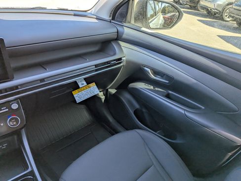 Certified 2025 Hyundai Tucson SEL image 18