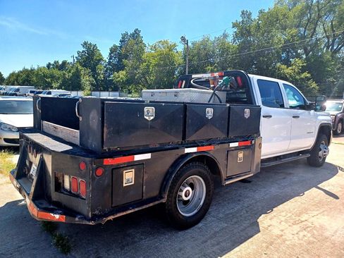 Used 2018 GMC Sierra 3500 4x4 Crew Cab w/ Sierra Convenience Package image 5