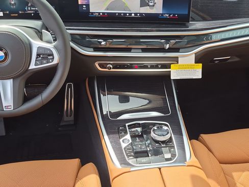 New 2027 BMW X7 xDrive40i w/ Executive Package AWD/4WD image 31