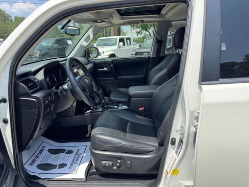 Used 2019 Toyota 4Runner Limited AWD/4WD image 2