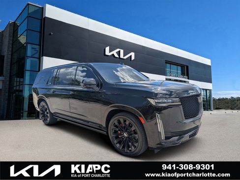 Used 2022 Cadillac Escalade ESV Sport w/ Touring Package AWD/4WD image 1