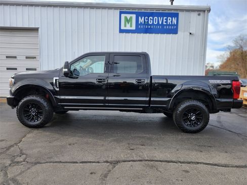 Used 2022 Ford F250 Lariat w/ Tremor Off-Road Package image 2