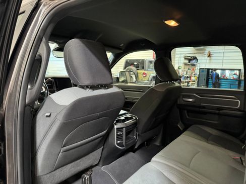 Used 2021 RAM 2500 Big Horn w/ Level 1 Equipment Group image 31