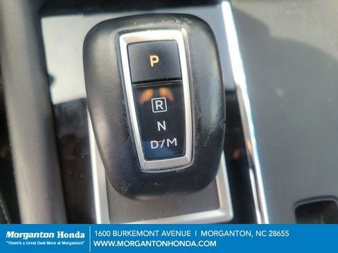 Used 2024 Mitsubishi Outlander SE Black Edition image 22