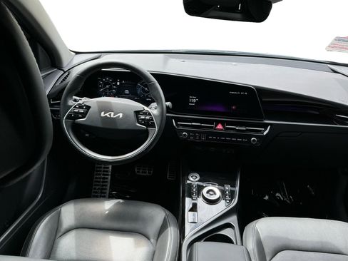 Used 2025 Kia Niro Wave FWD image 14