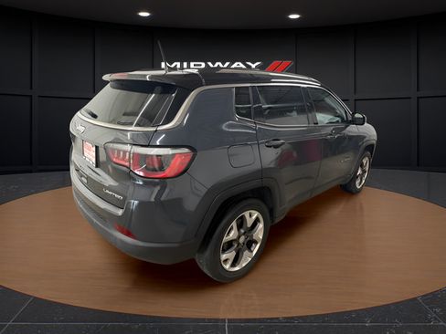 Used 2018 Jeep Compass Limited AWD/4WD image 3