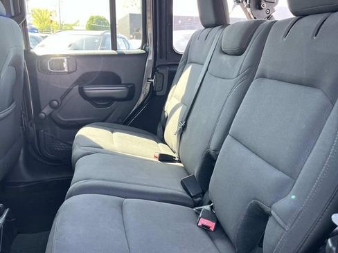 Used 2019 Jeep Wrangler Unlimited Sport AWD/4WD image 19