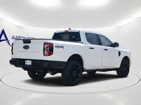 Used 2025 Ford Ranger XLT w/ Black Appearance Package AWD/4WD image 4