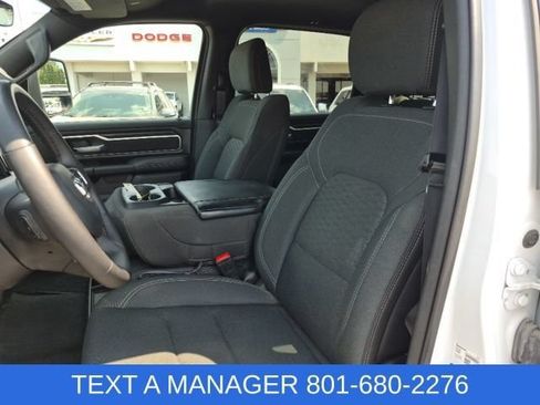 Used 2025 RAM 1500 Big Horn AWD/4WD image 24