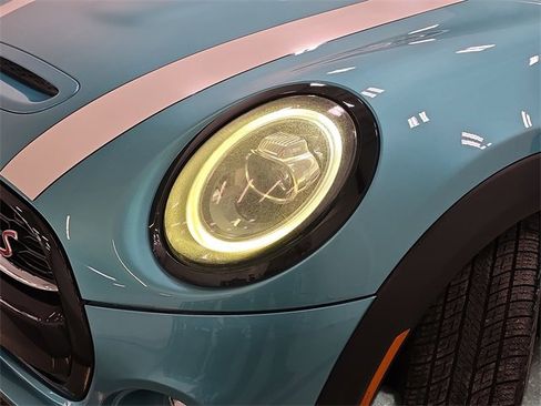 Used 2019 MINI Cooper S image 30