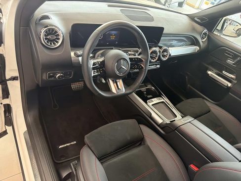 Used 2026 Mercedes-Benz GLB 35 AMG 4MATIC image 18