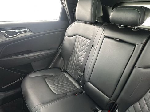 Used 2025 Kia Sportage X-Line w/ Premium Package image 14