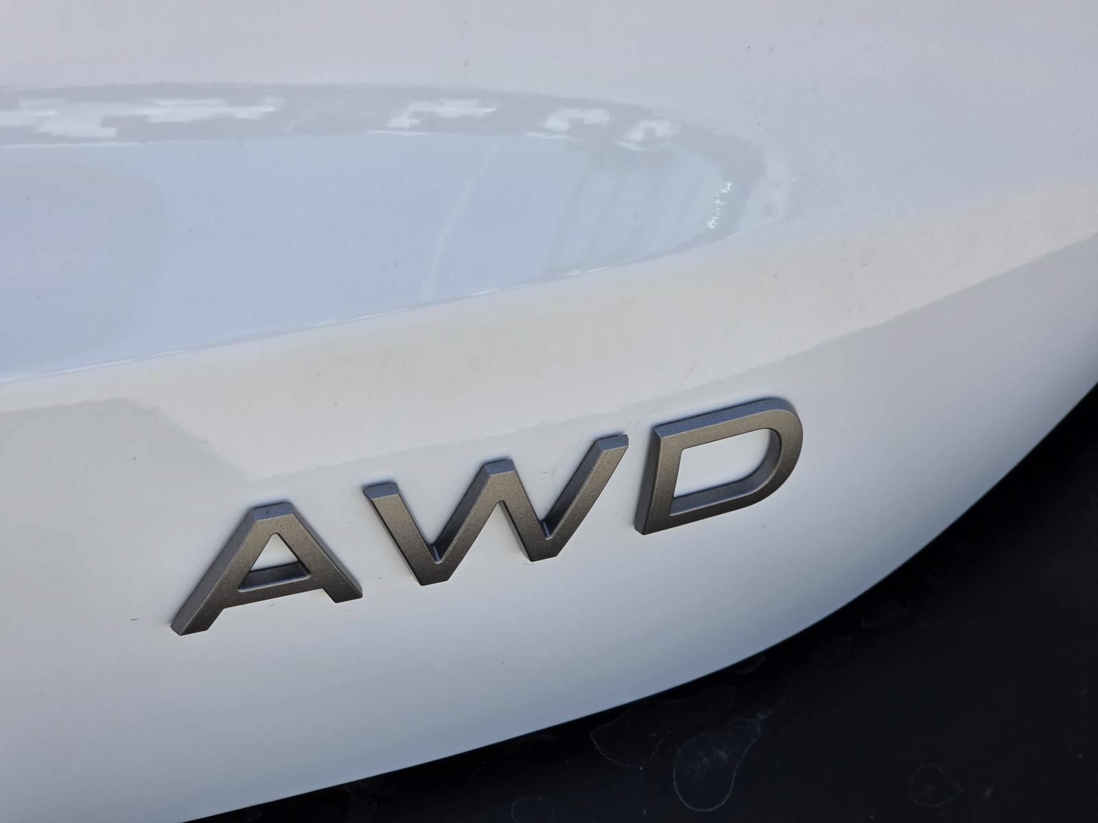 New 2027 Nissan Kicks SV AWD/4WD image 10