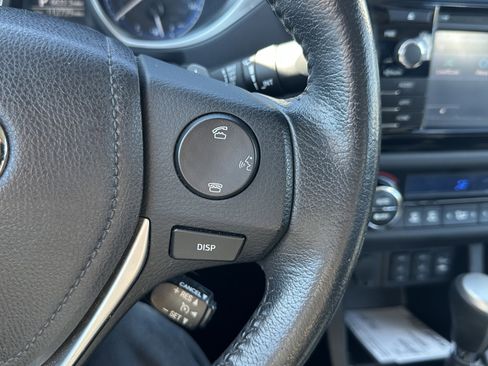 Used 2015 Toyota Corolla S Premium image 21