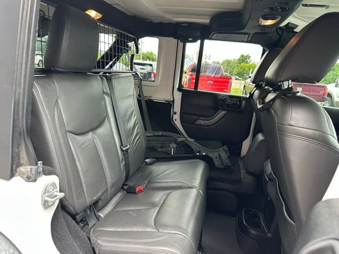 Used 2017 Jeep Wrangler Unlimited Sport w/ Quick Order Package 24S AWD/4WD image 29