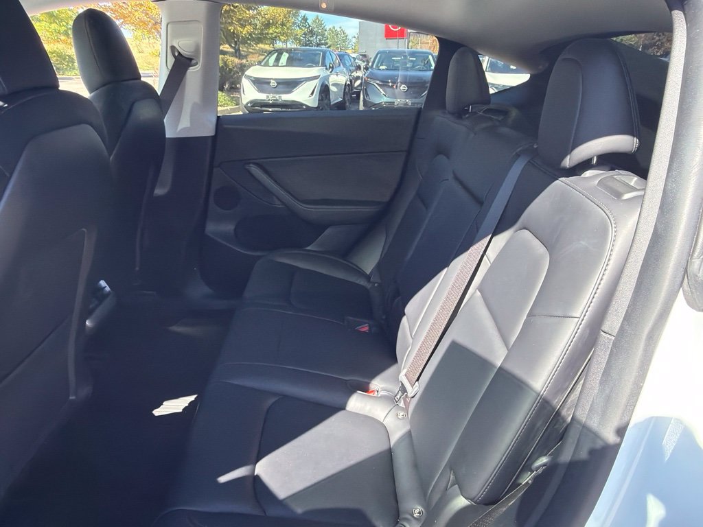 Used 2021 Tesla Model Y Long Range AWD/4WD image 5