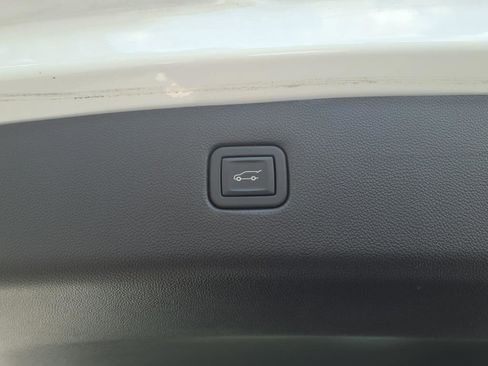 Used 2023 Chevrolet Blazer LT w/ Convenience Package image 6