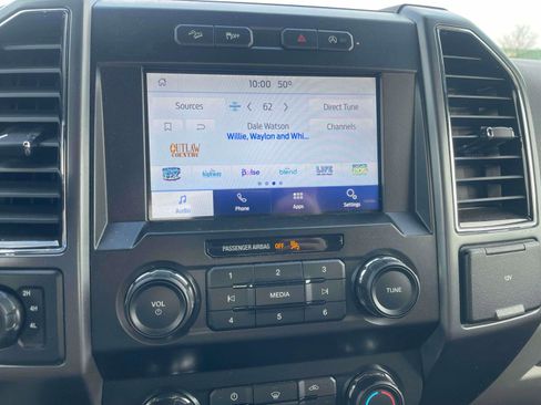 Used 2019 Ford F150 XLT w/ Equipment Group 302A Luxury image 8