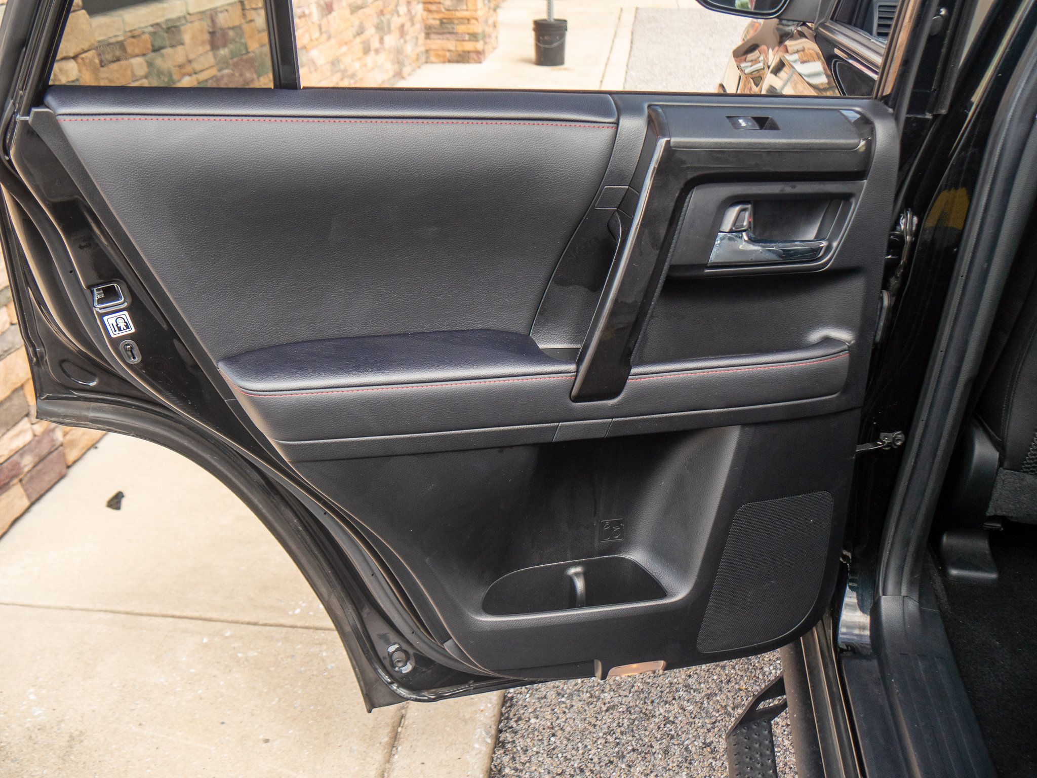 Used 2023 Toyota 4Runner TRD Off-Road Premium w/ Moonroof Package AWD/4WD image 18