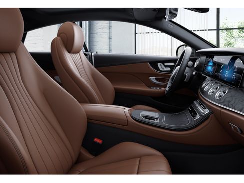 Used 2022 Mercedes-Benz E 450 4MATIC Coupe image 4