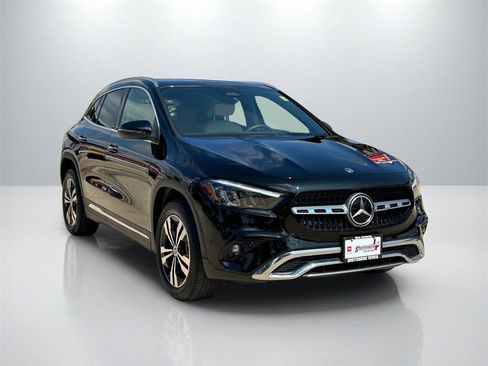 Used 2024 Mercedes-Benz GLA 250 image 3