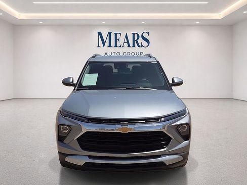 Used 2025 Chevrolet TrailBlazer LT FWD image 8
