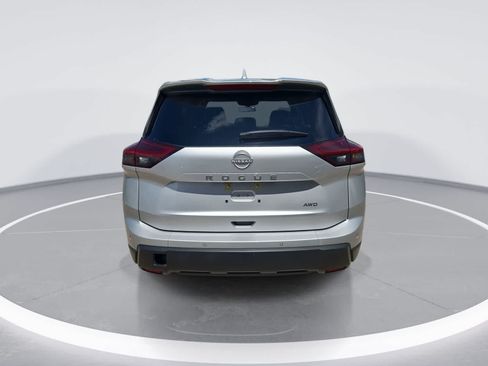 Used 2025 Nissan Rogue SV AWD/4WD image 7