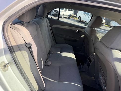 Used 2011 Chevrolet Malibu LS image 13