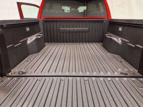 Used 2026 Toyota Tacoma SR5 image 28