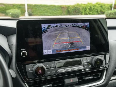 Used 2025 Toyota Grand Highlander FWD image 23