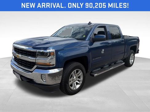 Used 2017 Chevrolet Silverado 1500 LT w/ All Star Edition AWD/4WD image 1