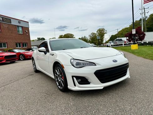 Used 2018 Subaru BRZ Limited w/ Performance Package RWD image 3
