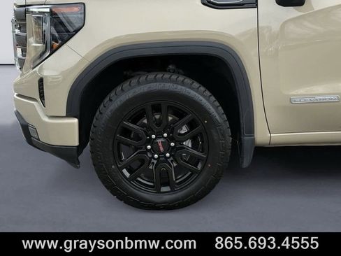 Used 2023 GMC Sierra 1500 Elevation image 9