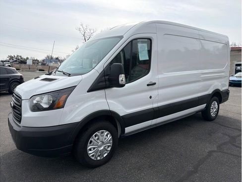 Used 2019 Ford Transit 150 Medium Roof image 3