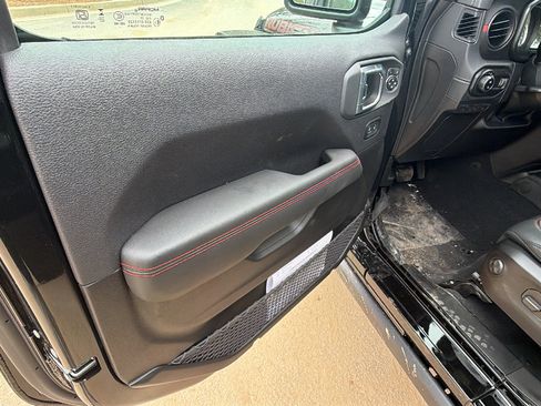 New 2026 Jeep Gladiator Rubicon image 14