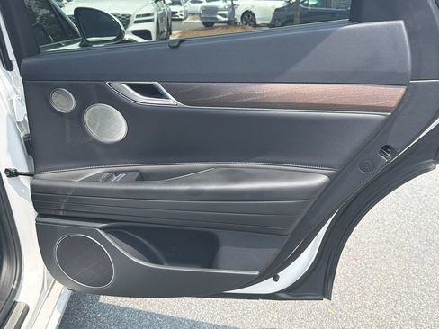 Used 2022 Genesis G80 2.5T w/ Advanced Package RWD image 16