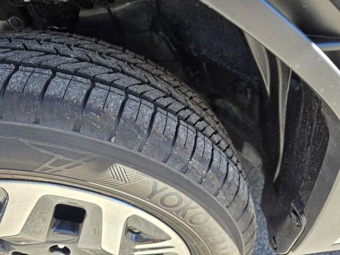 New 2026 Subaru Forester Premium AWD/4WD image 31